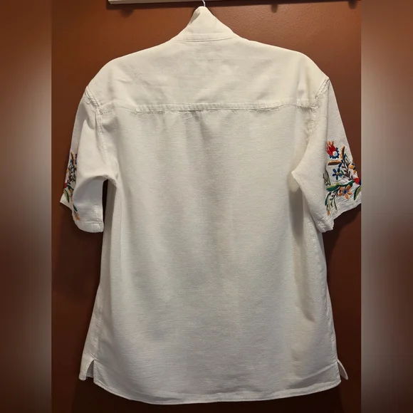 Zara White Short-Sleeve Shirt with Multicolor Floral Embroidery - Picture 3 of 6